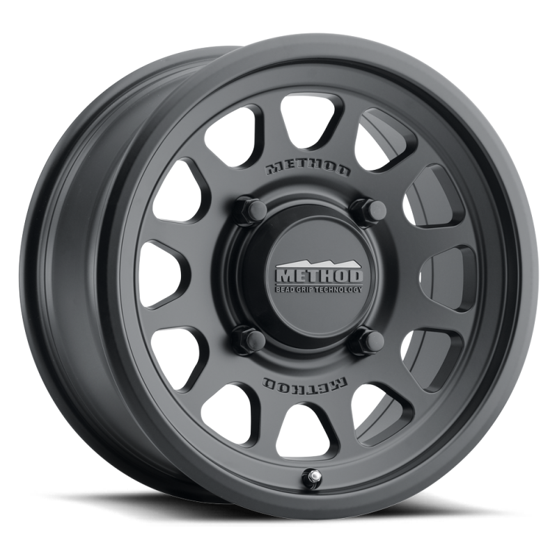 Method Wheels MR41457012552 Method MR414 Bead Grip 15x7 / 5+2/38mm Offset / 5x4.5 / 76mm CB Matte Black Wheel
