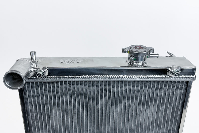CSF 7228 03-07 Mitsubishi Lancer EVO 7/8/9 1/2 Size Radiator - Polished