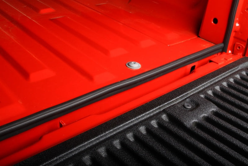 LUND 958120 Lund 07-17 Toyota Tundra (5.5ft. Bed) Genesis Elite Tri-Fold Tonneau Cover - Black