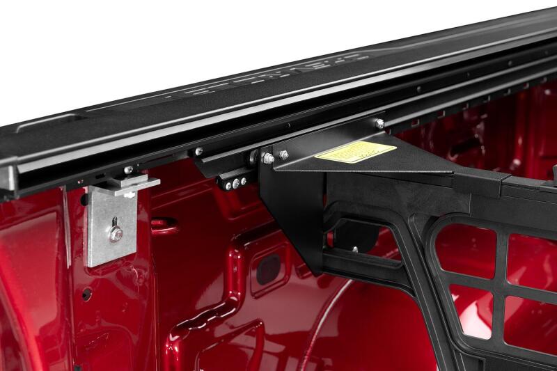 Roll-N-Lock CM221 14-18 Chevy Silverado/Sierra 1500 SB 77-3/8in Cargo Manager