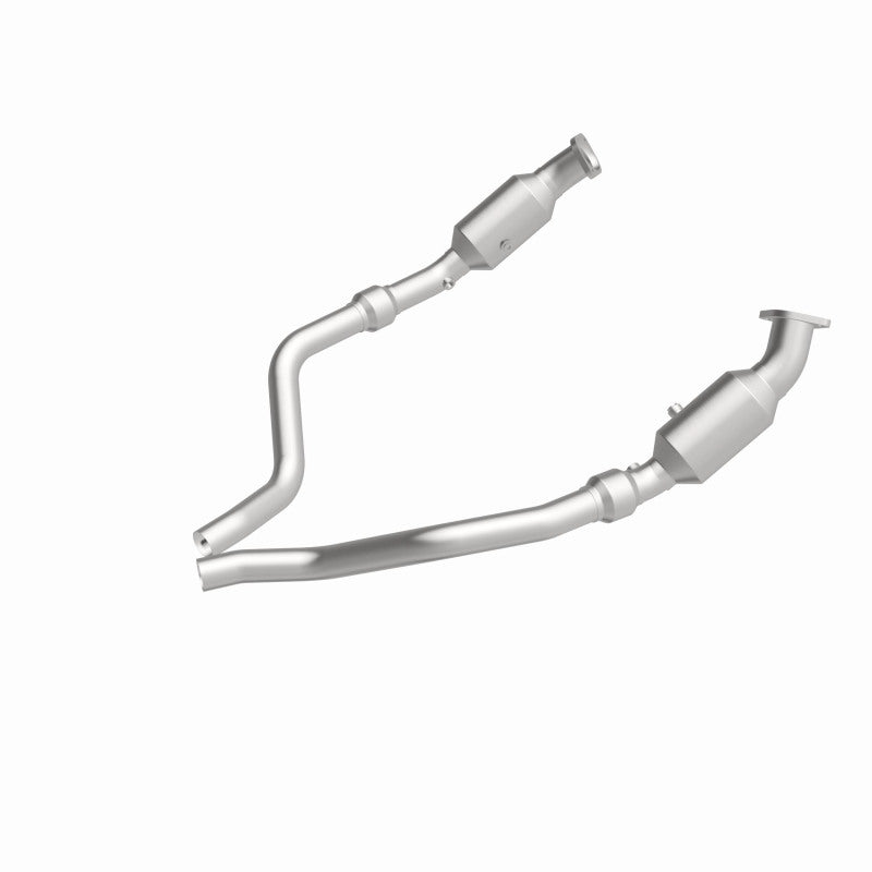 Magnaflow 16421 MagnaFlow Conv D/F 05- 300C/Magnum 5.7 w/cats