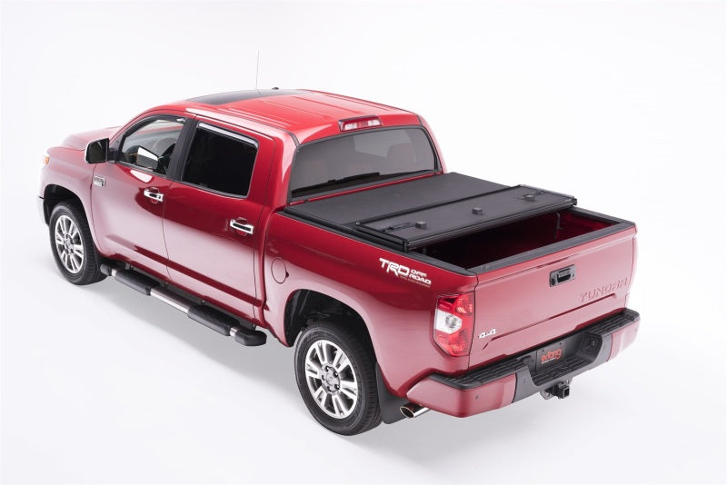 Extang 83465 14-16 Toyota Tundra (6.5ft) (Works w/o Rail System) Solid Fold 2.0