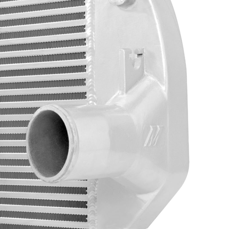 Mishimoto MMINT-DMAX-01SL 01-05 Chevrolet 6.6L Duramax Intercooler (Silver)