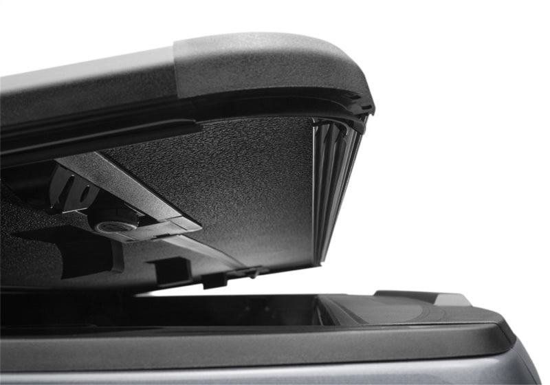Extang 88350 15-22 Chevy/GMC Canyon/Colorado (5ft. 2in. Bed) Solid Fold ALX