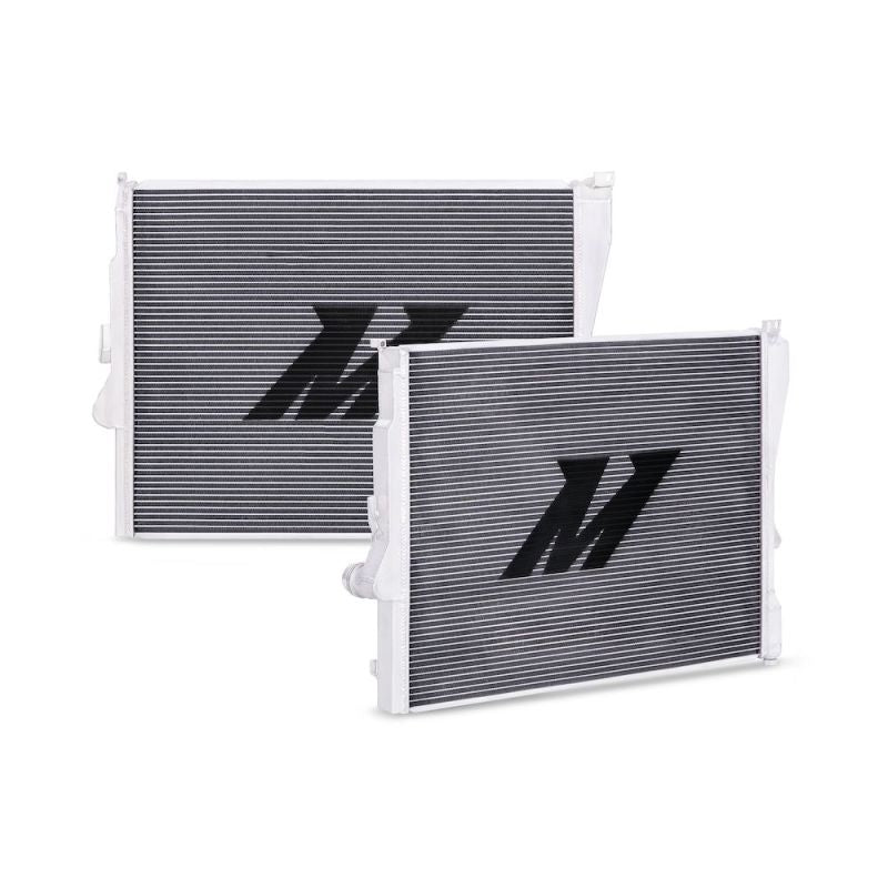 Mishimoto MMRAD-E46-323A 99-06 BMW 323i/323i/328i/330i w/ Auto Transmission Performance Aluminum Radiator