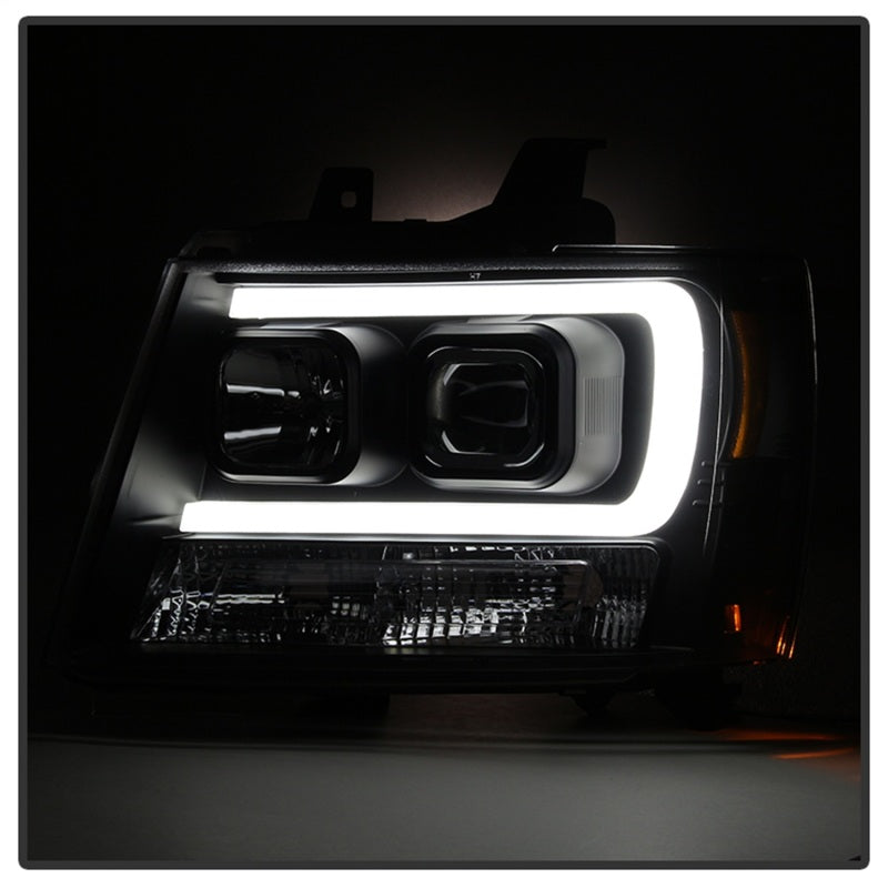 SPYDER 5082565 Spyder 07-14 Chevy Suburban/1500/2500/Tahoe V2 Projector Headlights Blk PRO-YD-CSUB07V2-DRL-BK