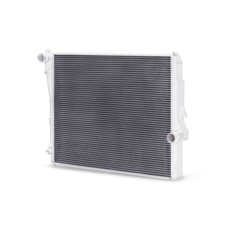 Mishimoto MMRAD-E46-323 99-06 BMW 323i/323i/328i/330i Performance Aluminum Radiator