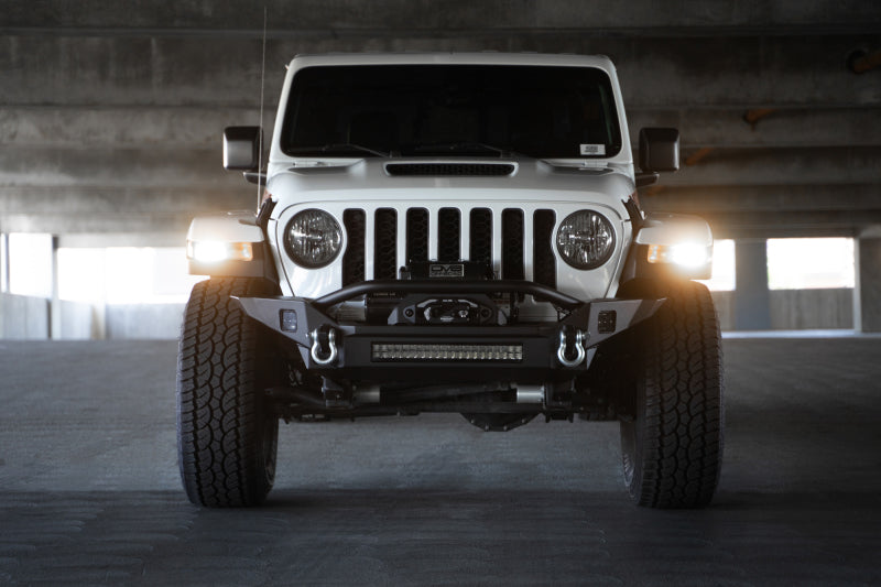 DV8 Offroad FBJL-07 18-23 Jeep Wrangler JL / 20-23 Jeep Gladiator JT FS-7 Mid-Width Winch Front Bumper
