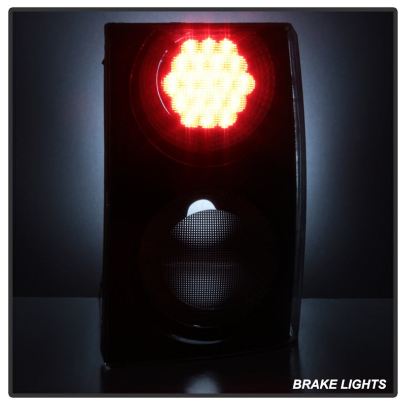 SPYDER 5075871 Xtune Land Rover Range Rover 06-09 Euro Style Tail Lights Clear ALT-JH-LRRRS06-CL