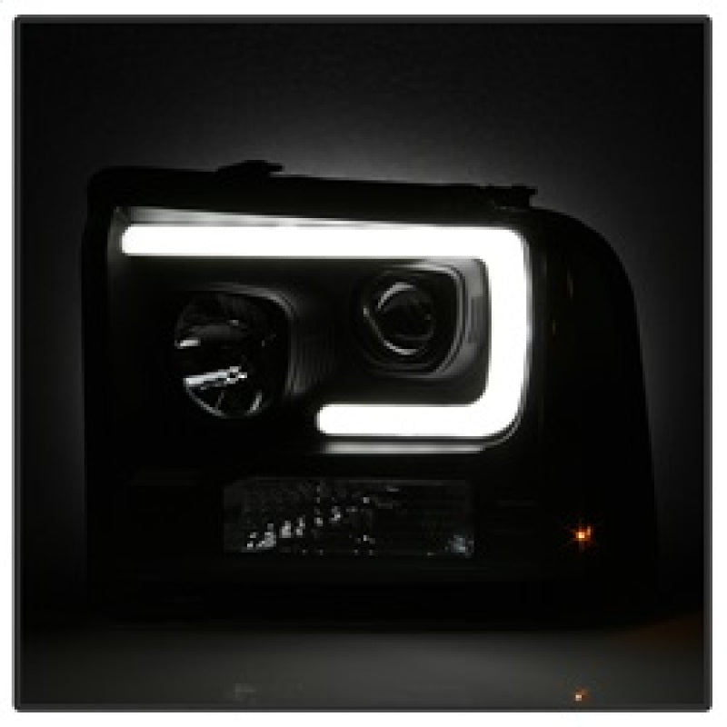 SPYDER 5084507 Spyder Ford F250/350/450 05-07 Projector Headlights - Light Bar DRL LED - Black PRO-YD-FS05V2-LB-BK