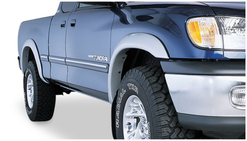 Bushwacker 30902-02 00-02 Toyota Tundra Fleetside Extend-A-Fender Style Flares 4pc 76.5/98.2in Bed - Black