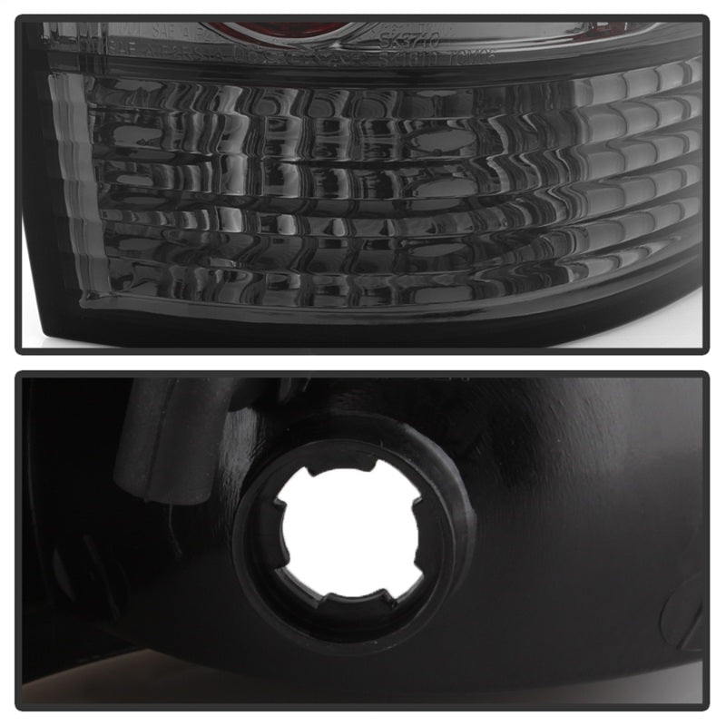 SPYDER 5033741 Spyder Toyota Tacoma 05-15 Euro Style Tail Lights Smoke ALT-YD-TT05-SM