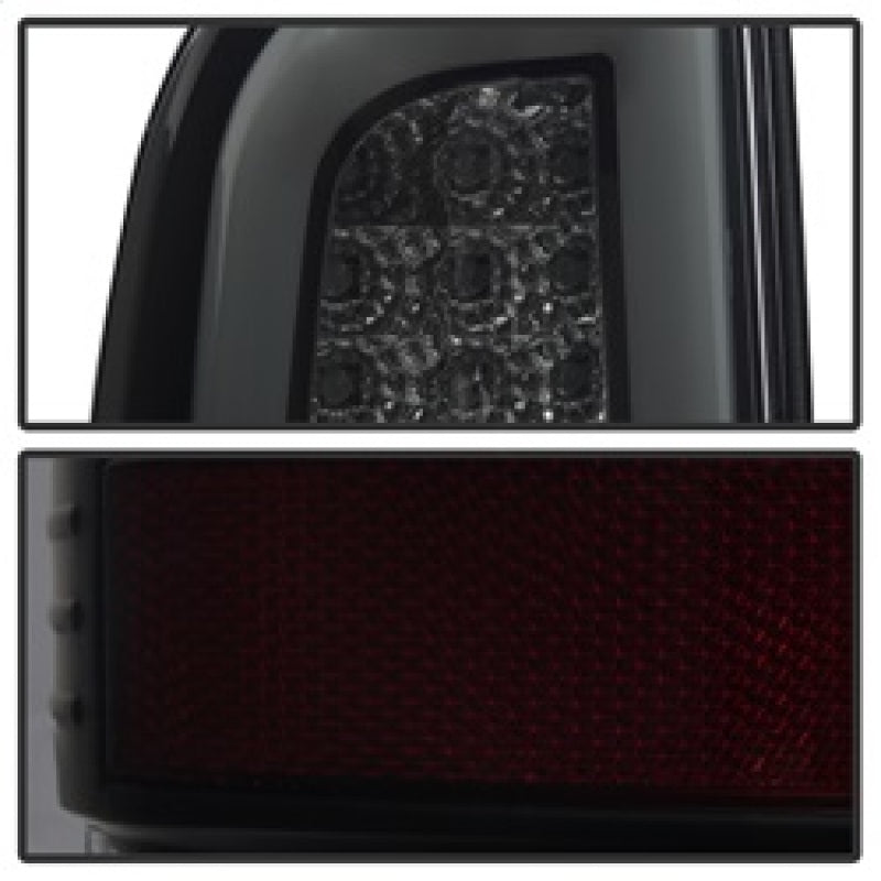 SPYDER 5084729 Spyder 08-16 Ford Super Duty F-250 V3 Light Bar LED Tail Lights - Blk Smoke ALT-YD-FS07V3-LBLED-BSM