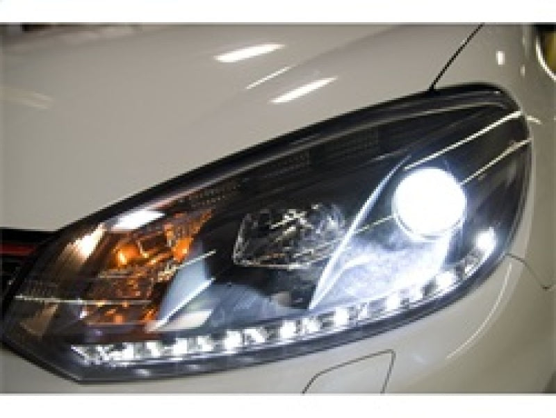 SPYDER 5012111 Spyder Volkswagen Golf/GTI 10-13 Projector Headlights Halogen Model- DRL Blk PRO-YD-VG10-DRL-BK