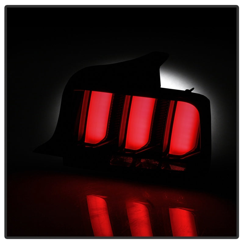 SPYDER 5086709 Spyder 05-09 Ford Mustang (White Light Bar) LED Tail Lights - Smoke ALT-YD-FM05V3-LED-SM