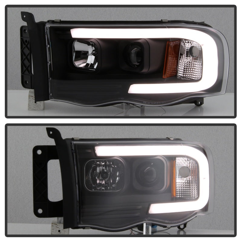 SPYDER 5084606 Spyder 02-05 Dodge RAM 1500 Light Bar Projector Headlights - Black (PRO-YD-DR02V2-LB-BK)