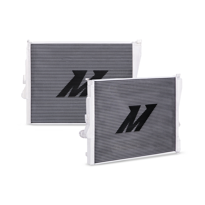 Mishimoto MMRAD-E46-323A 99-06 BMW 323i/323i/328i/330i w/ Auto Transmission Performance Aluminum Radiator