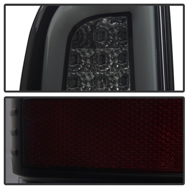 SPYDER 5084729 Spyder 08-16 Ford Super Duty F-250 V3 Light Bar LED Tail Lights - Blk Smoke ALT-YD-FS07V3-LBLED-BSM