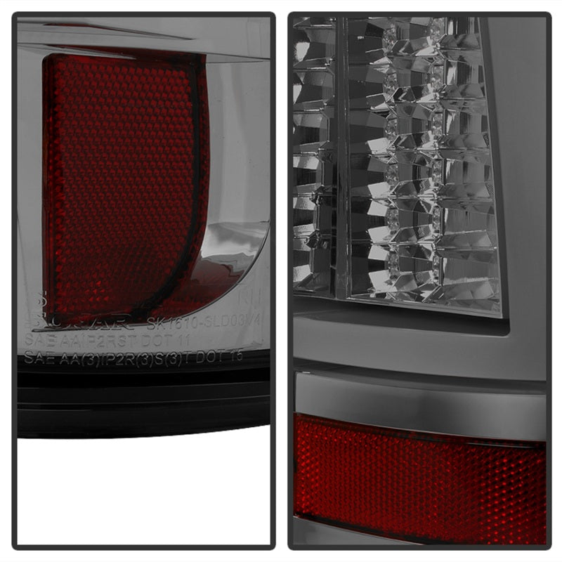 SPYDER 5081896 Spyder Chevy Silverado 1500/2500 99-02 Version 2 LED Tail Lights - Smoke ALT-YD-CS99V2-LED-SM