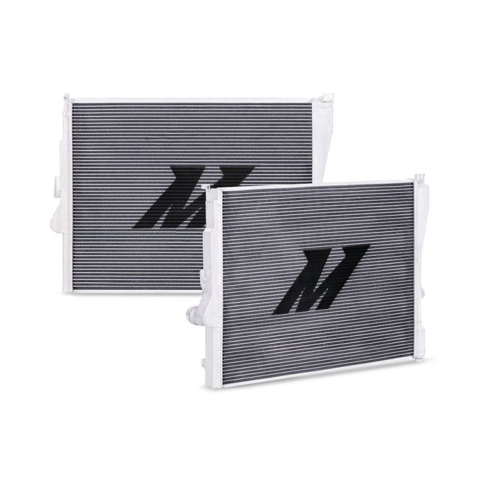 Mishimoto MMRAD-E46-323A 99-06 BMW 323i/323i/328i/330i w/ Auto Transmission Performance Aluminum Radiator