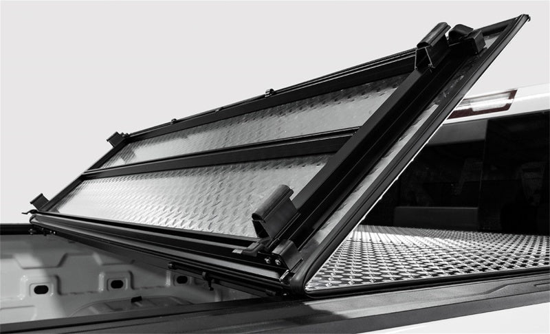 Access B1020039 LOMAX Tri-Fold Cover 15-19 Chevy / GMC Full Size 1500 / 2500 / 3500 6ft 6in Bed