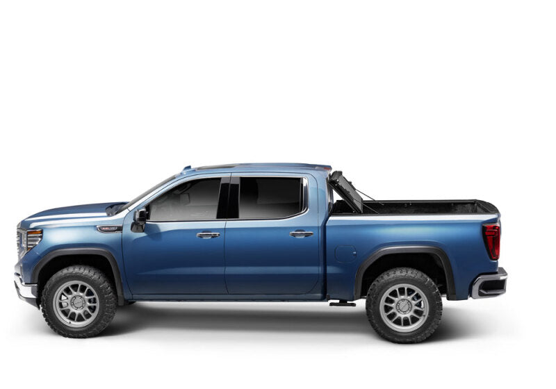 BAK 448120 14-18 Chevy Silverado 1500 / 15-20 Silverado 2500/3500 5ft 8in Bed Flip MX4 Matte Finish