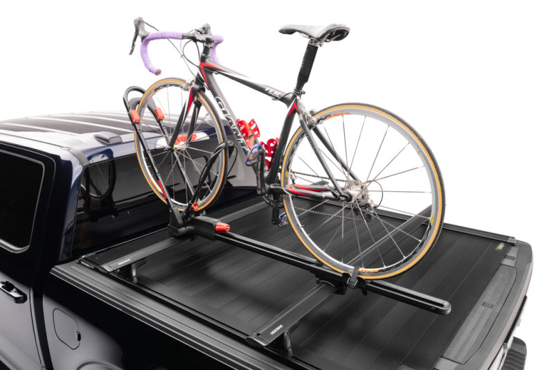 Retrax T-80384 17-18 Super Duty F-250-450 Long Bed PRO XR