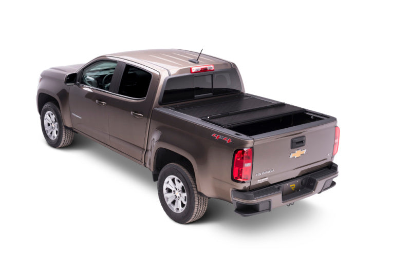 BAK 226146 2023+ Chevy Colorado Crew Cab 5.2ft Bed Flip G2