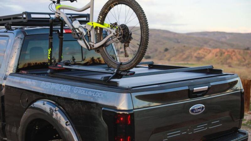 Roll-N-Lock QR401 2019 RAM 1500 65.6in Bed Qwikrak Recreational Bars
