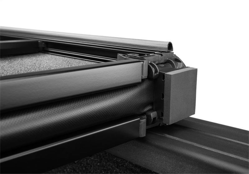LUND 969259 Lund 19-23 Dodge RAM 1500 5.7ft Bed (w/o RamBox) Hard Fold Tonneau Lund - Black