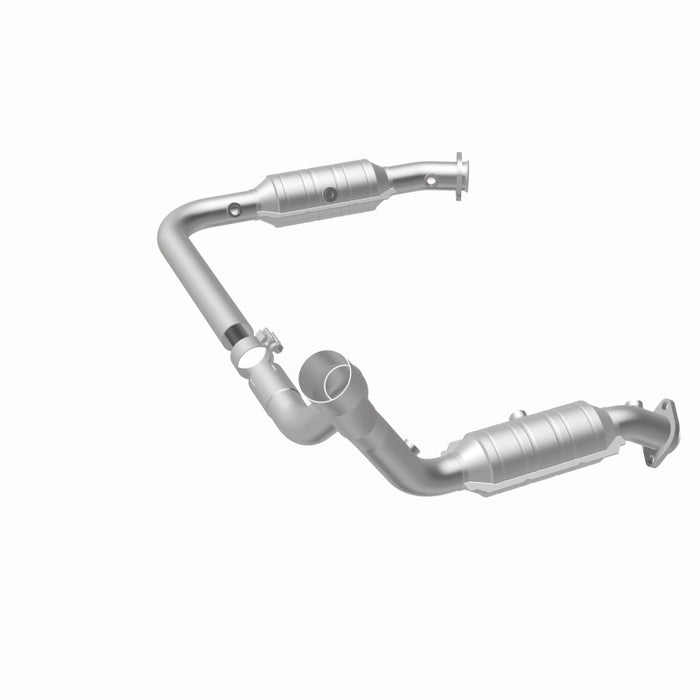 Magnaflow 52451 Conv DF 2007 RAM 1500 V8 5.7 OEM Underbody