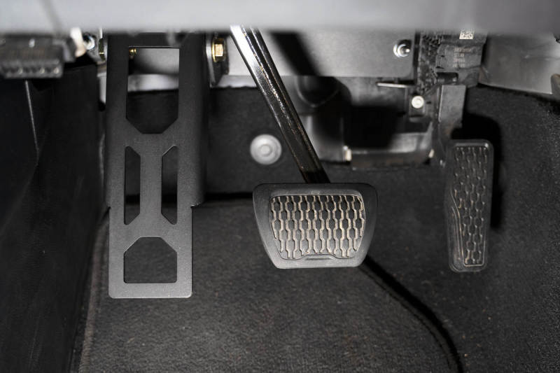 DV8 Offroad STJL-03 18-20 Jeep Wrangler JL Adjustable Dead Pedal