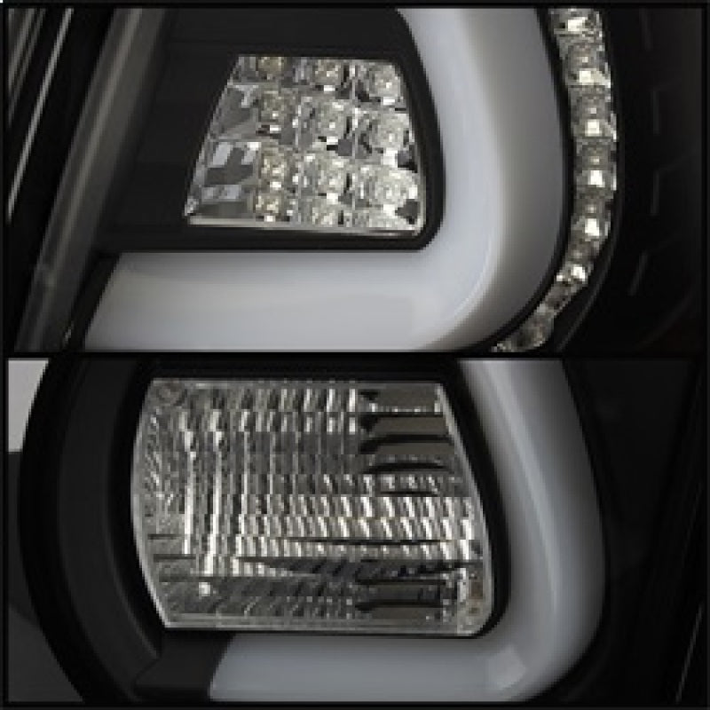 SPYDER 5073792 Spyder Volkswagen Golf V 06-09 LED TURN SIGNAL LED Tail Lights Black ALT-YD-VG03-LED-BK