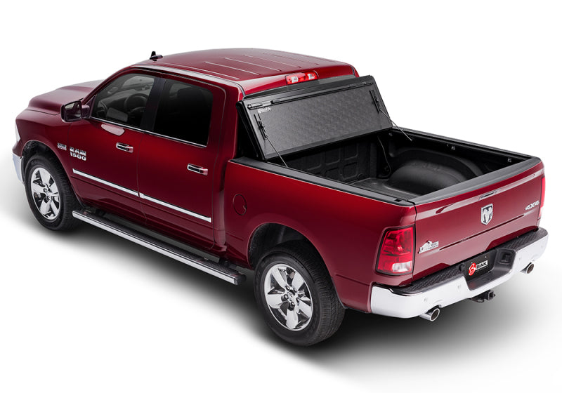 BAK 772446 2024 Toyota Tacoma 5ft Bed Flip F1 Bed Cover
