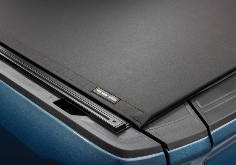 Truxedo 1263916 TruXedo 22-25 Toyota Tundra w/o Deck Rail Sys 67.2in. Bed Pro X15 TS