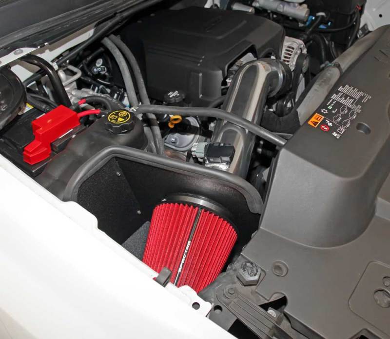Spectre 9004 11-13 GM 2500HD/3500HD V8-6.0L F/I Air Intake Kit - Polished w/Red Filter