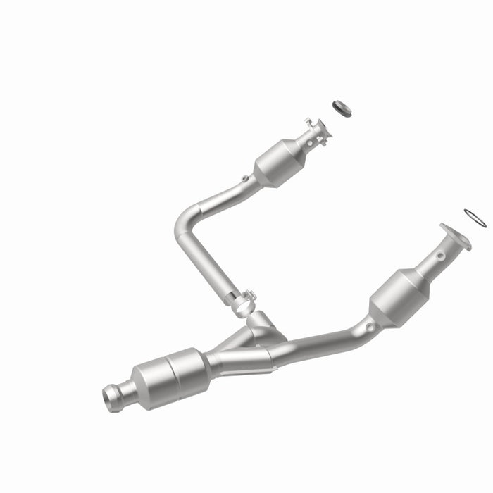 Magnaflow 52642 MagnaFlow Conv Direct Fit 14-16 GMC Sierra 1500 V6 4.3L