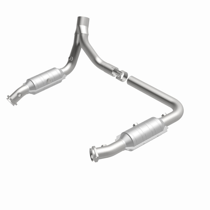 Magnaflow 52451 Conv DF 2007 RAM 1500 V8 5.7 OEM Underbody