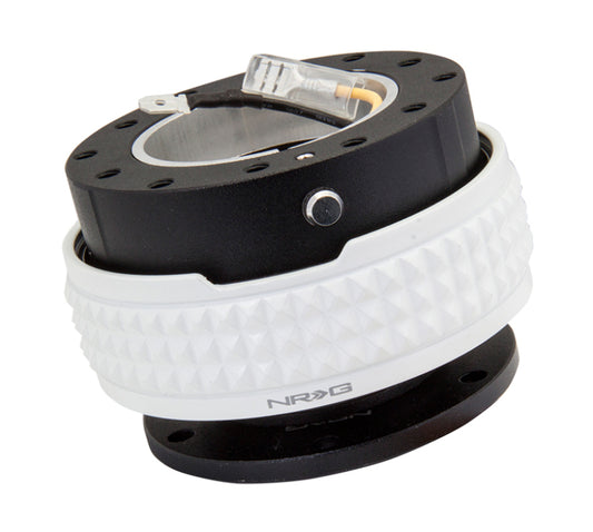 NRG SRK-210BK/GL Quick Release Kit - Pyramid Edition - Black Body / Glow In The Dark Pyramid Ring