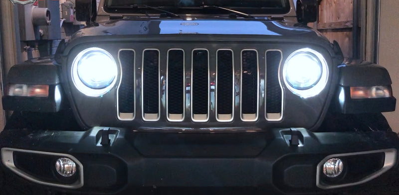 ORACLE Lighting 5769J-504 Oracle Jeep Wrangler JL/Gladiator JT 7in. High Powered LED Headlights (Pair) - No Halo