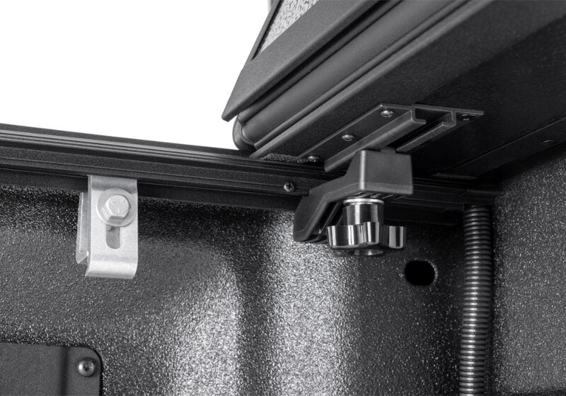 BAK 226304 99-07 Ford Super Duty 8ft Bed Flip G2