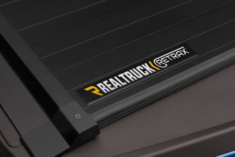 Retrax 30379 21-24 Ford F-150 IX Manual Retractable Tonneau Cover Super Cab - 6.5ft Bed