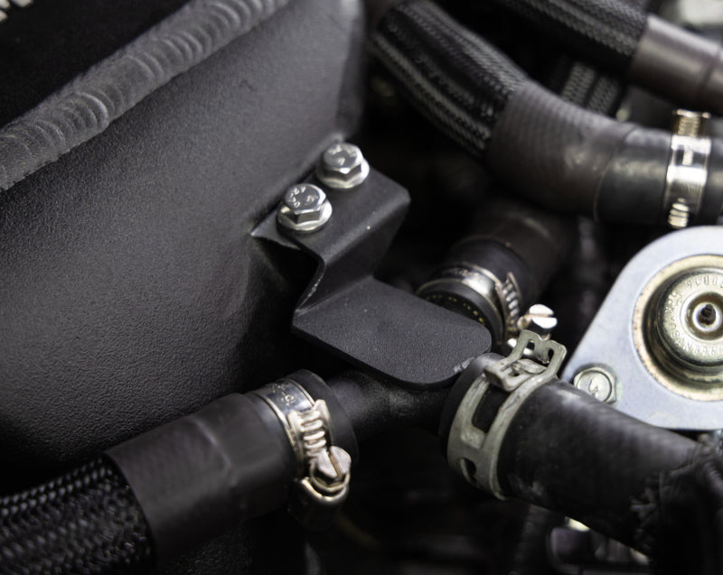 Mishimoto MMINT-Q50-16 2016+ Infiniti Q50/60 3.0T Performance Air-To-Water Intercooler Kit