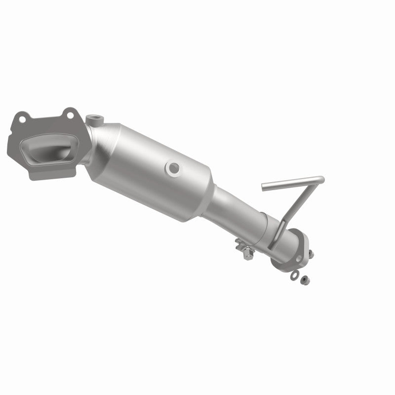 Magnaflow 21-030 MagnaFlow Conv Direct Fit OEM 12-17 Jeep Wrangler 3.6L Underbody