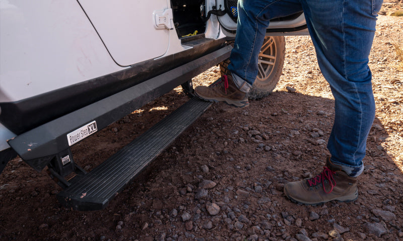 AMP Research 77135-01A 20-24 Jeep JT Gladiator (Launch/Overlnd/Rubicon/Sport/Sport S) PowerStep XL - Black