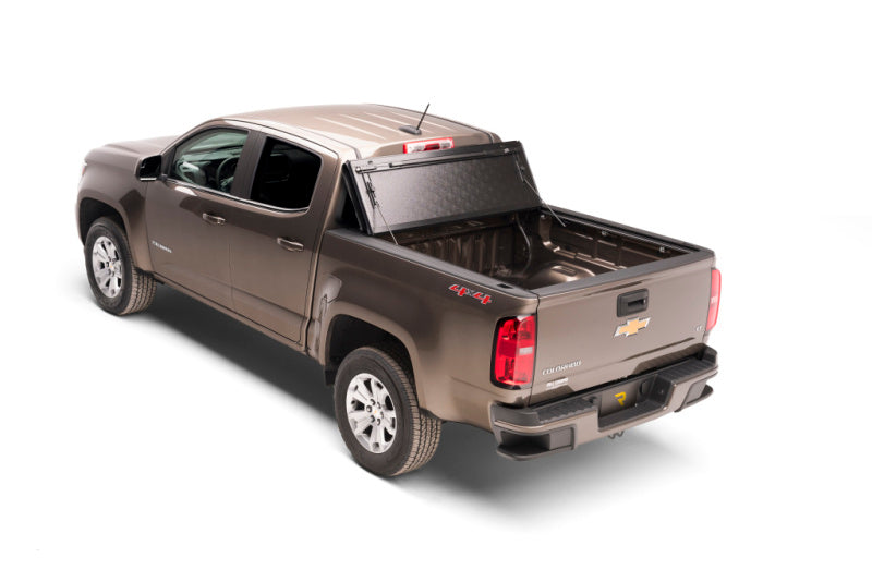 BAK 772146 2023+ Chevy Colorado Crew Cab 5ft 2in Bed Flip F1
