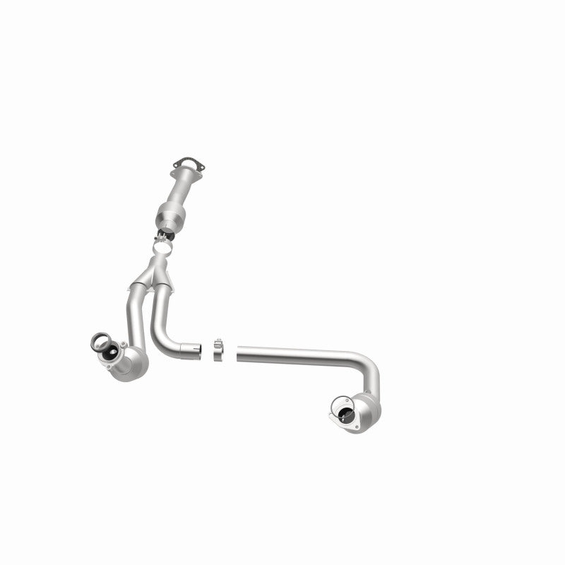Magnaflow 52134 MagnaFlow Conv Direct Fit 2011-2014 Express 1500 4.3L Underbody