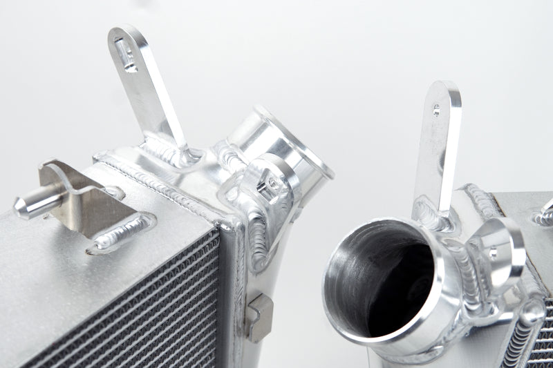 CSF 8194B 2020+ Audi C8 RS6/RS7 High-Performance Intercooler System - Black
