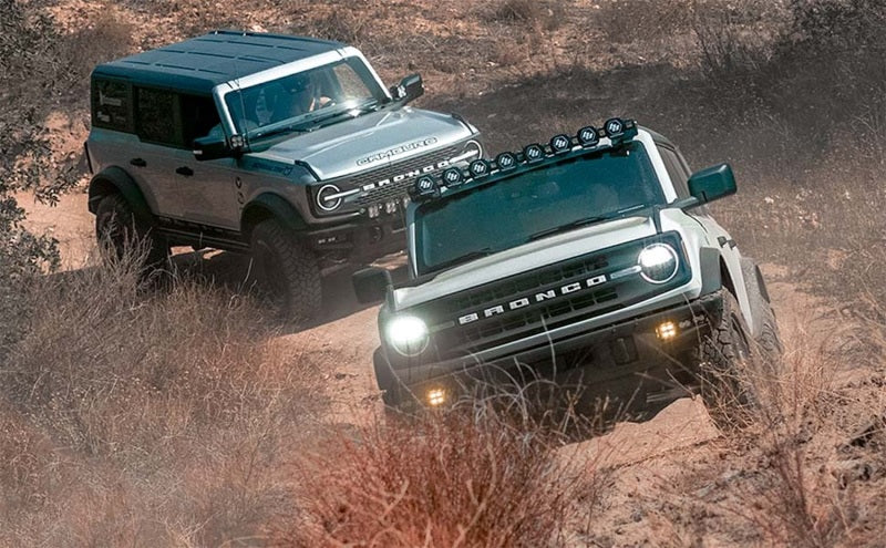 Magnaflow 19559 MagnaFlow 2021 Ford Bronco Overland Series Cat-Back Exhaust w/ Single Straight Driver Exit- No Tip