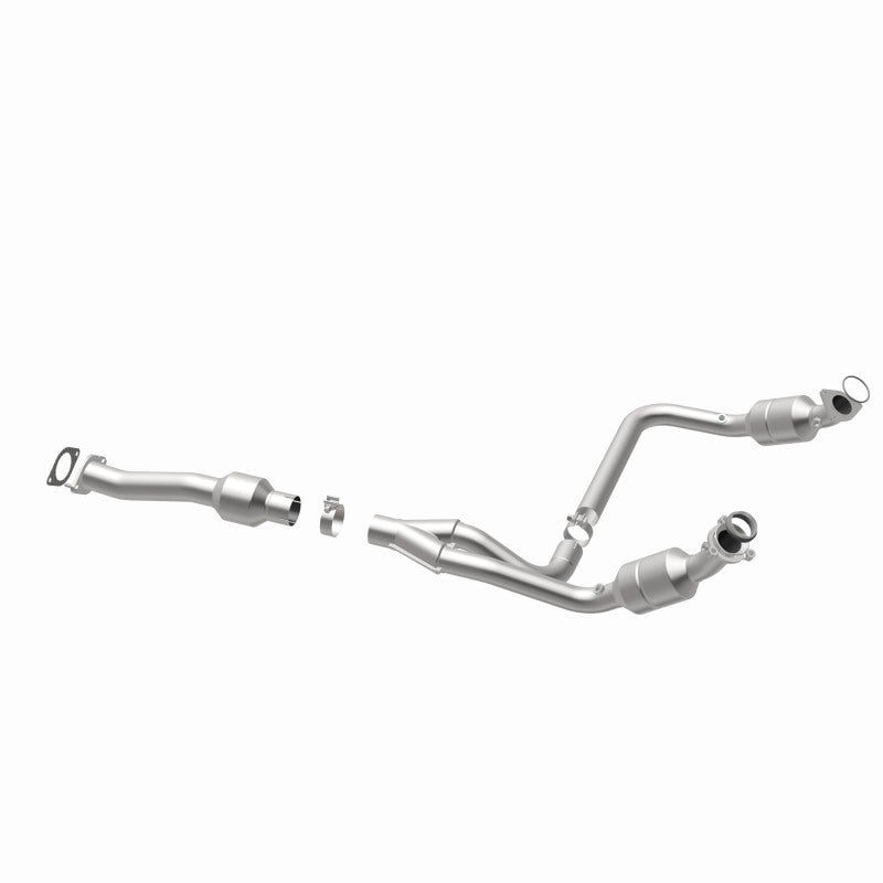 Magnaflow 52134 MagnaFlow Conv Direct Fit 2011-2014 Express 1500 4.3L Underbody